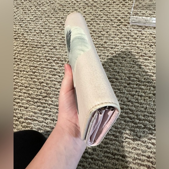 Authenticated Dior Diorissimo Voyaguer Leather Wallet With Chain And Charm - Picture 14 of 16